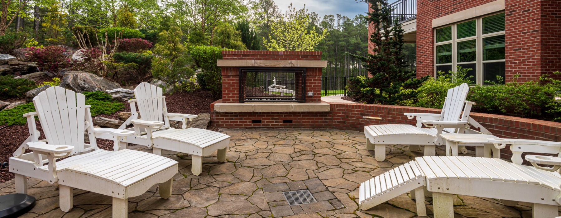 Outdoor courtyard with fireplace